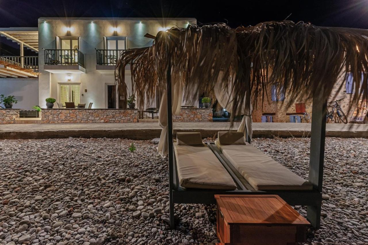 Uno Beachfront Suite Livadia  Zewnętrze zdjęcie